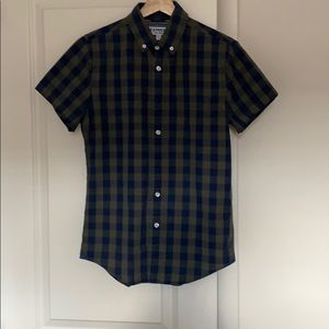 Express short-sleeve shirt